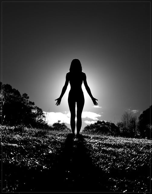Chakra-yoga-pose-mountain-pose
